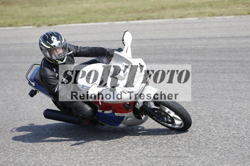 /49 26.08.2025 Cornu Master School ADR/gruen-vert/21